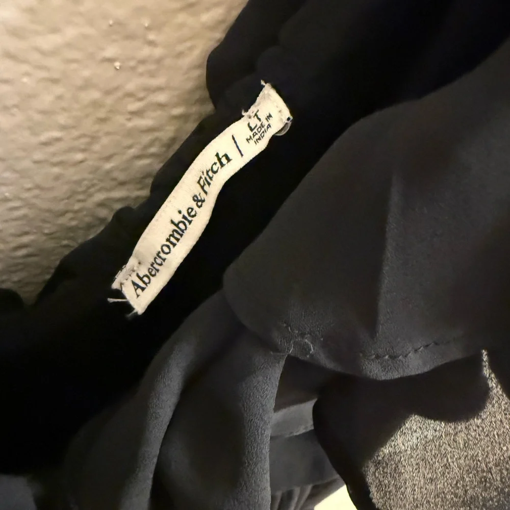 Abercrombie & Fitch Black Ruffle Flutter Sleeve Mini Dress - Picture 3 of 5